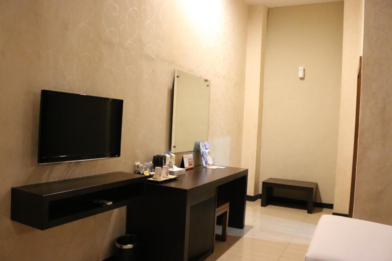 Hotel Roditha Banjarbaru Banjarmasin  Dış mekan fotoğraf