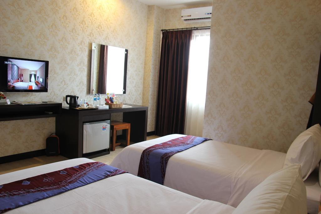 Hotel Roditha Banjarbaru Banjarmasin  Oda fotoğraf